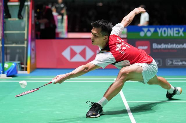 V体育赛事运营中心-石宇奇无缘世锦赛八强 赵俊鹏胜大马一哥制造惊喜